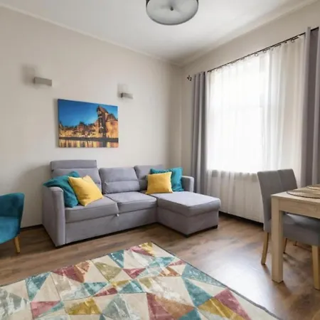 Apartment Centre *