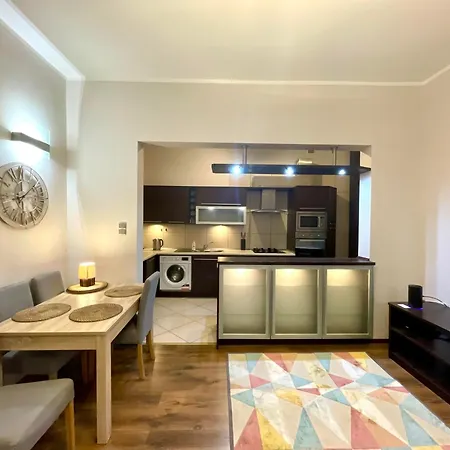 Apartamento Srodmiescie